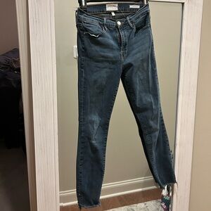 Frame Le High Skinny Jeans
